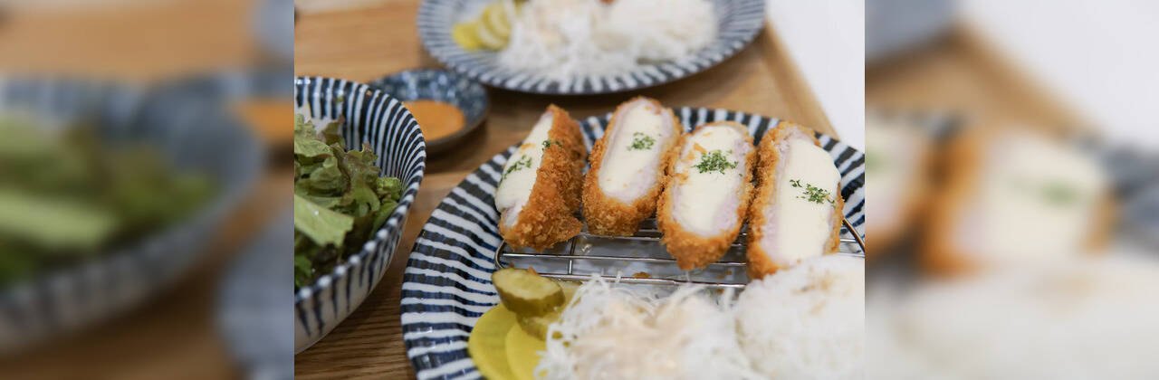 With The Goodness Of Britannia The Laughing Cow Cheese Cubes, Prepare